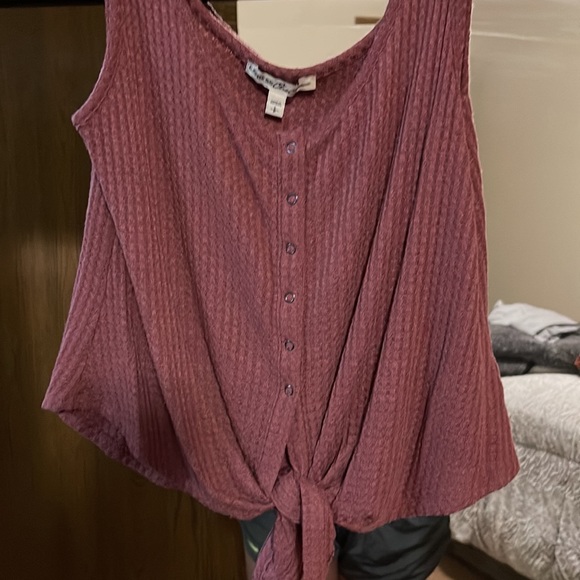 Express knit tank! - Picture 3 of 3